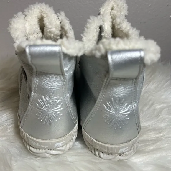 Sorel x Disney Frozen Out N About Women's Silver Boots Size 9