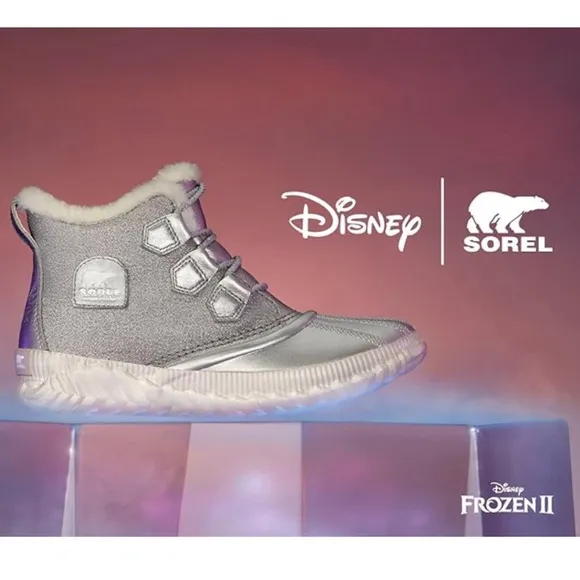Sorel x Disney Frozen Out N About Women's Silver Boots Size 9