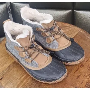 Sorel out n about boots