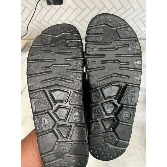 Speedo Water Swim Sandals Men Sz 11 Wms 13 Black 2 Strap Slides Yellow Logo