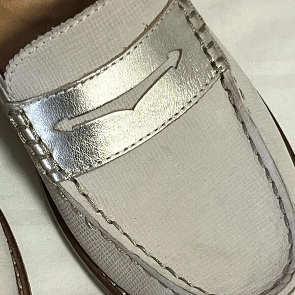 Sperry Women’s Off-White Penny Loafers