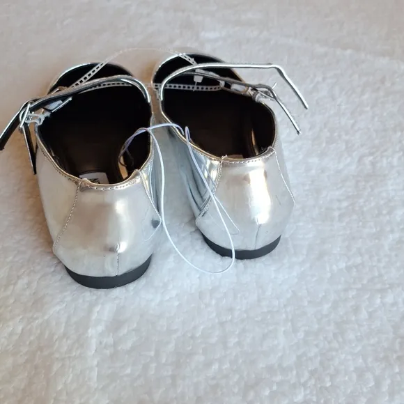Steve Madden 7.5 Metallic Patent Flats Leather Square Toe MaryJane Alisa Benson