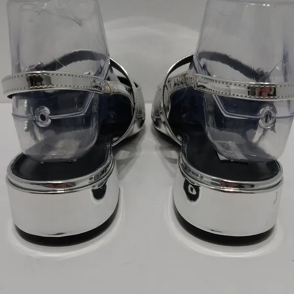 Steve Madden Anyaa Silver Slingback Flats, Size 9.5‎