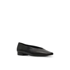 STEVE MADDEN Womens Black Deep V Prima Toe Slip On Leather Flats Shoes 9 M