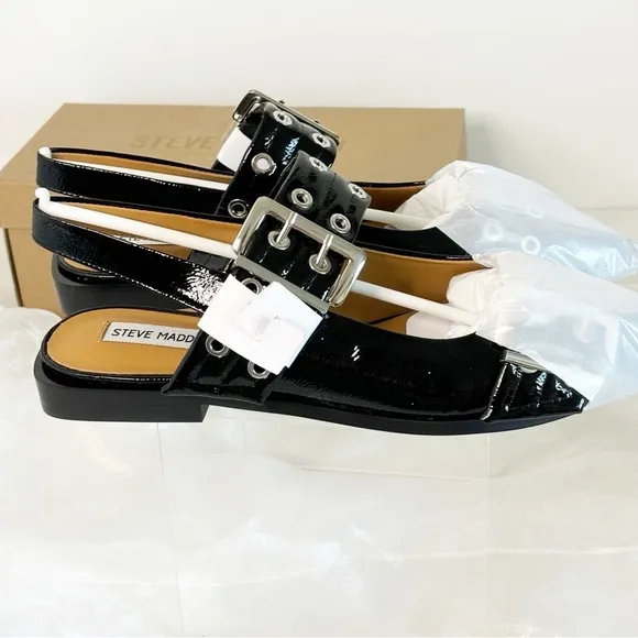 STEVE MADDEN Women’s Graya Black Patent Studded Flat Size 10