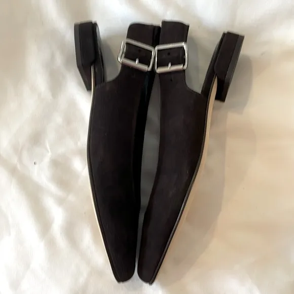 STUART WEITZMAN BROWN SUEDE SLINGBACK FLATS.  NEW