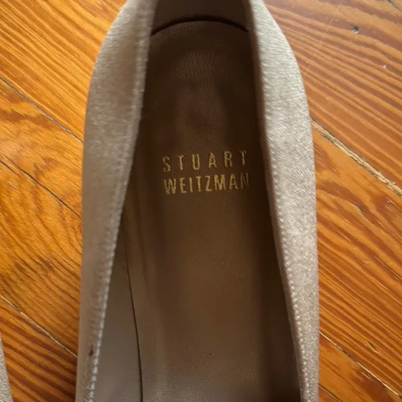 Stuart Weitzman Cream Flats with Bow Detail