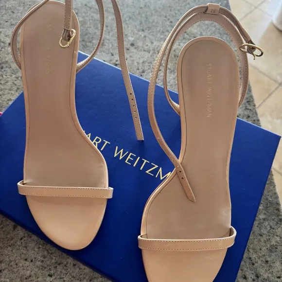 STUART WEITZMAN DANCER 95 SANDALS HEELS NUDE PATENT LEATHER SHOES 9.5
