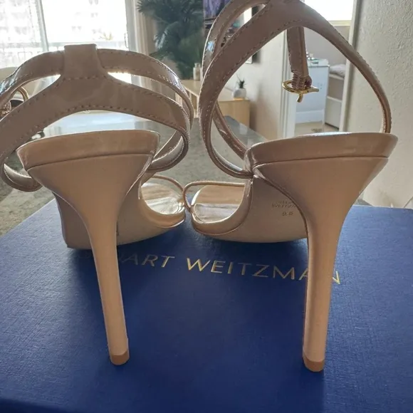 STUART WEITZMAN DANCER 95 SANDALS HEELS NUDE PATENT LEATHER SHOES 9.5