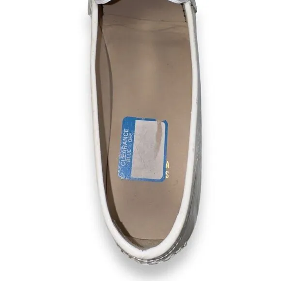 Stuart Weitzman Patient Leather Tassel Loafers White Women's 9.5M
