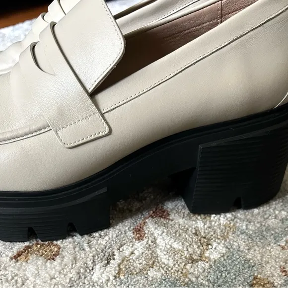 Stuart Weitzman Soho Lug Sole Chunky Heel Loafers Size 9 39.5