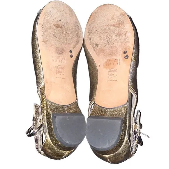 Stuart Weitzman Peek a Boo Open Toe Metallic Patent Leather Flats Size 8.5