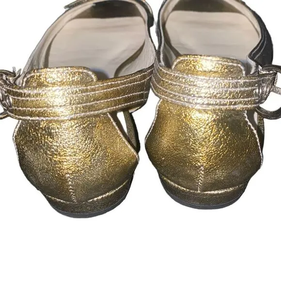 Stuart Weitzman Peek a Boo Open Toe Metallic Patent Leather Flats Size 8.5