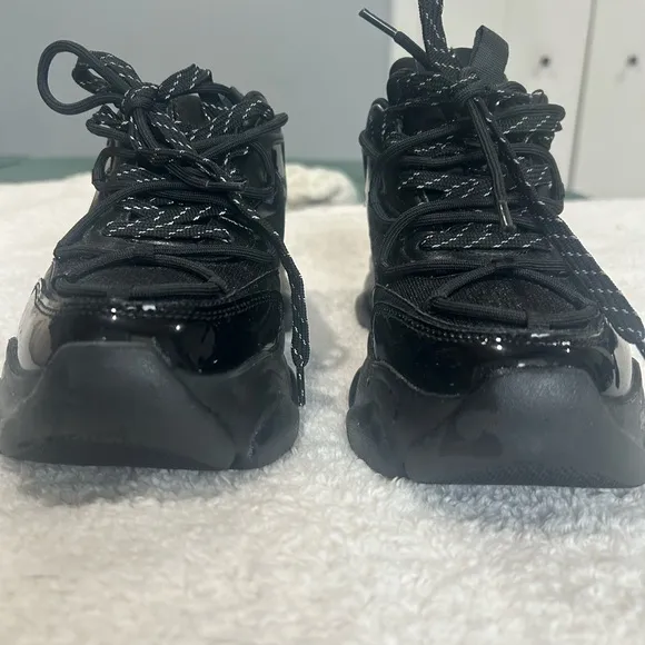 Stylish Black Sneakers