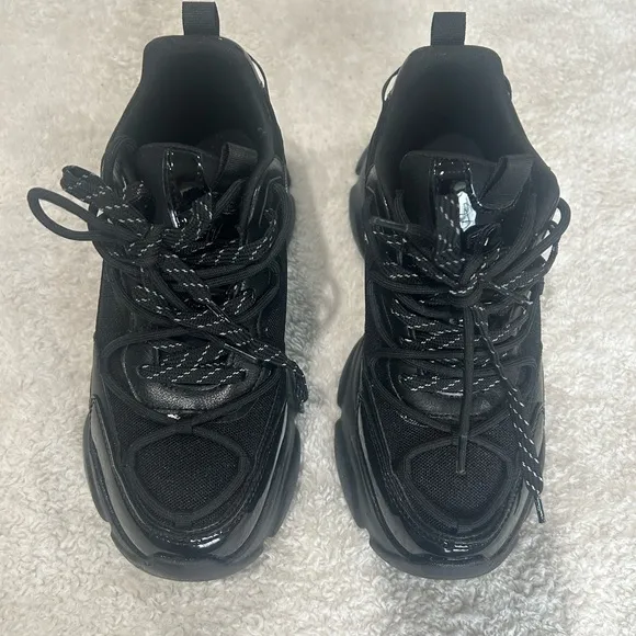 Stylish Black Sneakers