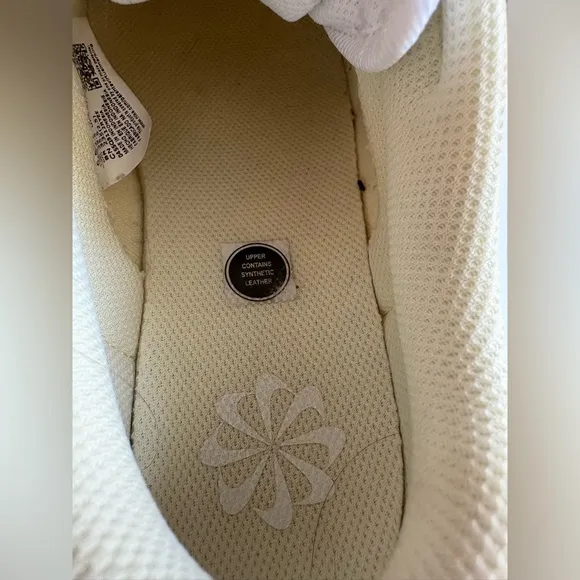 Stylish White and yellow  Nike shoe