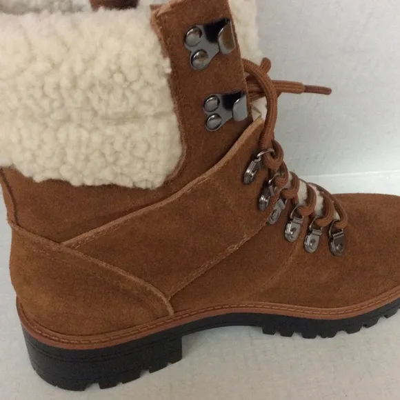 Suede boots Sherpa lined combat style cognac brown upper faux fur collar tongue