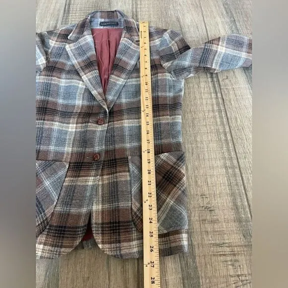 Symmetry Plaid Blazer