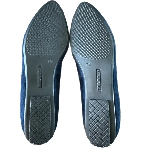 TALBOTS Navy Suede Leather Moccasin Embroidered Loafer Flat Shoes Women’s Sz 7 M