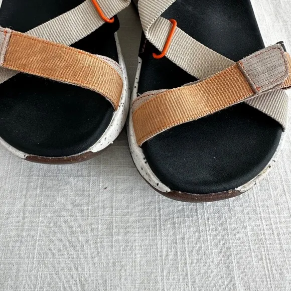 Taos Super Z Women's Water Friendly  Comfort Walking Sandal Tan Multi US 6