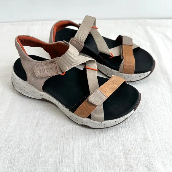 Taos Super Z Women's Water Friendly  Comfort Walking Sandal Tan Multi US 6