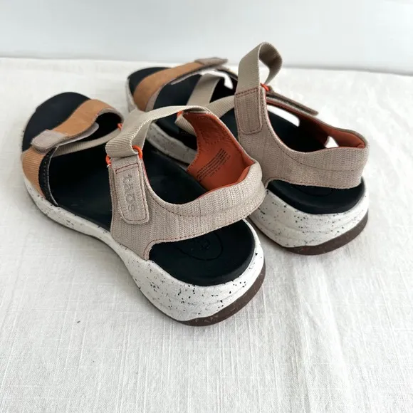 Taos Super Z Women's Water Friendly  Comfort Walking Sandal Tan Multi US 6