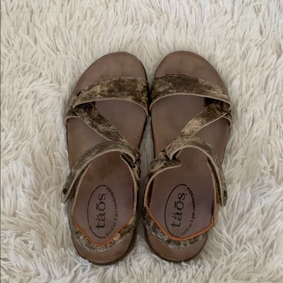 Taos Zeal Sandals