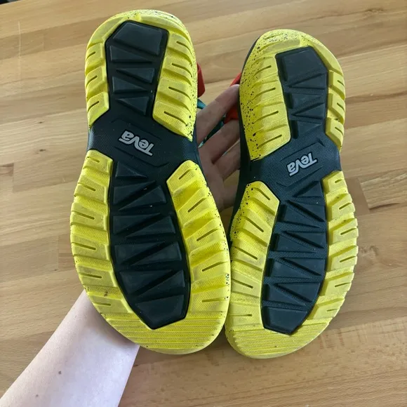 Teva Men’s 8 Colorful Outdoor Hiking Sandals Hurricane Velcro Water Shoes