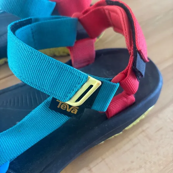 Teva Men’s 8 Colorful Outdoor Hiking Sandals Hurricane Velcro Water Shoes