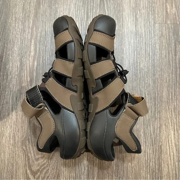 Teva Men’s Flintwood Outdoor Water Shoes Sandals in Brown Black Colors sz US 8