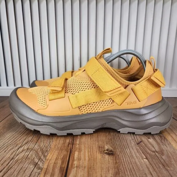 Teva Outflow Universal Sport Sunflower Mens Sz 9 Water Shoes Hiking Sandals NEW