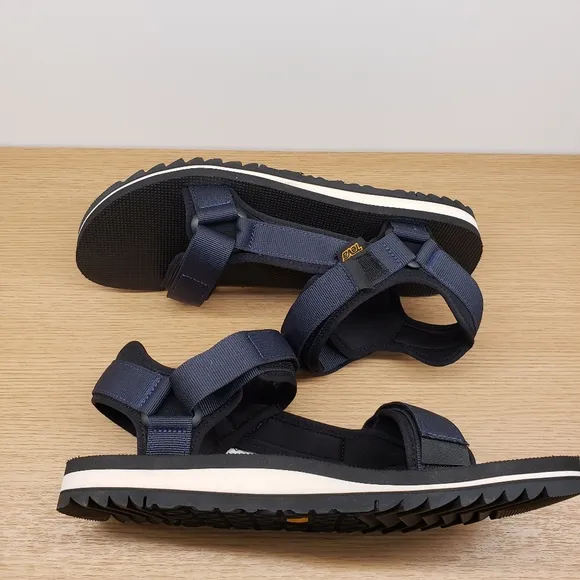 Teva Universal Trail Sandals Size 13