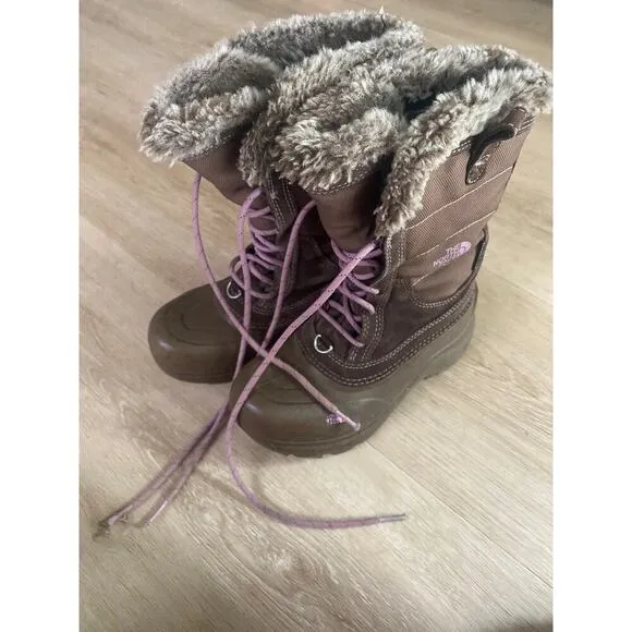 The North Face girls snow boots brown w pink laces size 2