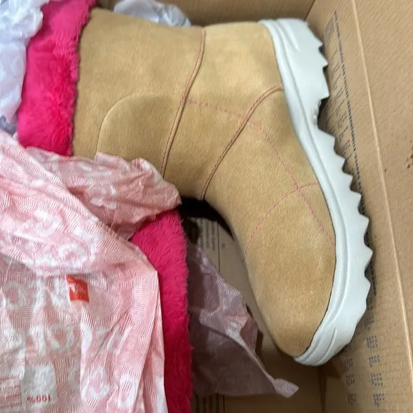 The North Face Girls Suede Waterproof Boots Chestnut Hot Pink Size 3
