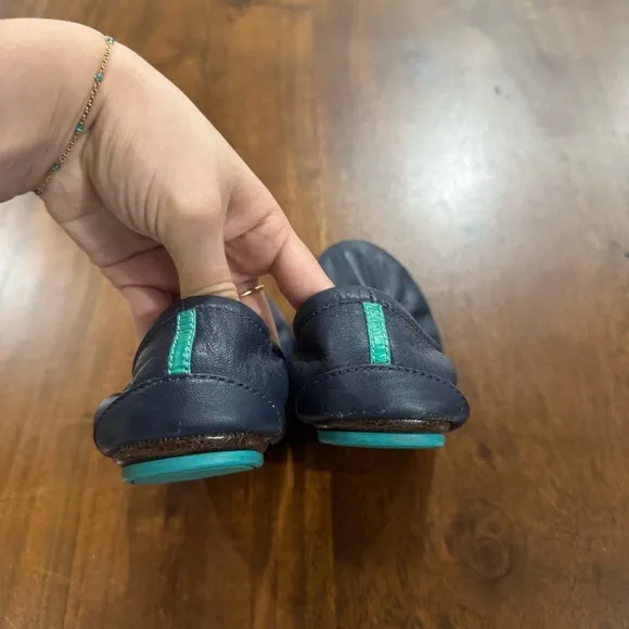 Tieks by Gavrieli California Navy Tieks Flats Size 6