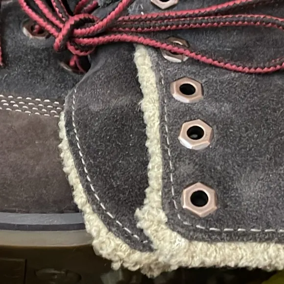 TIMBERLAND 6” SHEARLING BOOTS SIZE 12