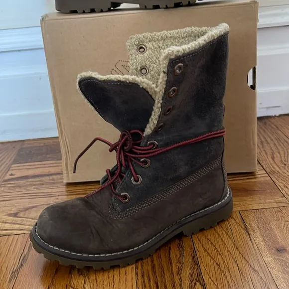 TIMBERLAND 6” SHEARLING BOOTS SIZE 12