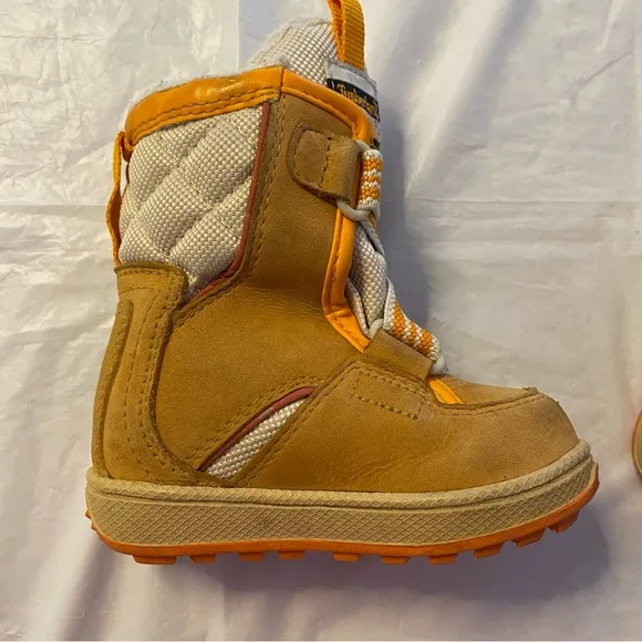 Timberland boots Snow Stomper Xtrm in camel SZ 5 Kids Worn once