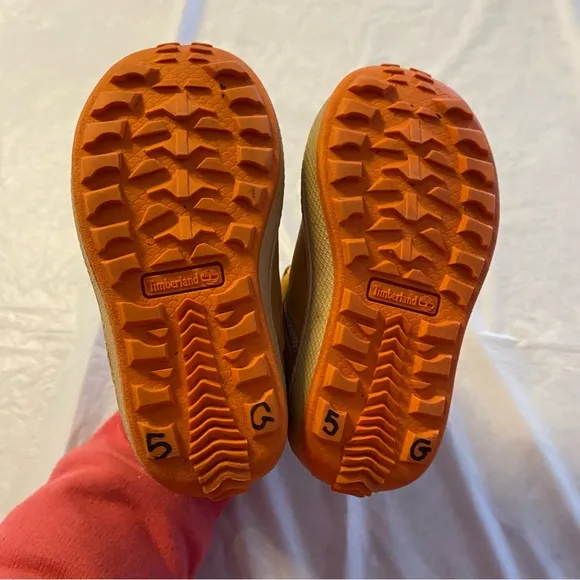 Timberland boots Snow Stomper Xtrm in camel SZ 5 Kids Worn once