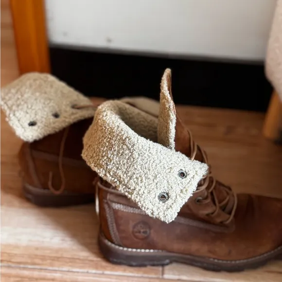 Timberland Brown Shearling-Lined Boots