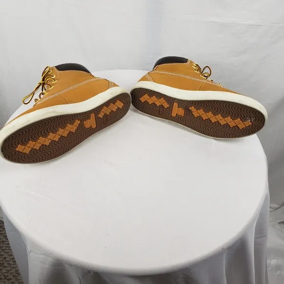 Timberlands Women's Tan High-Top Hiking Boots with Yellow Laces Sz 8.5
