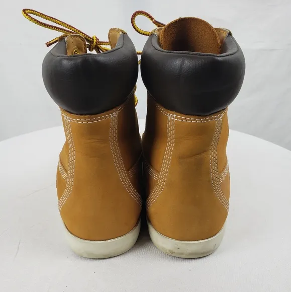 Timberlands Women's Tan High-Top Hiking Boots with Yellow Laces Sz 8.5