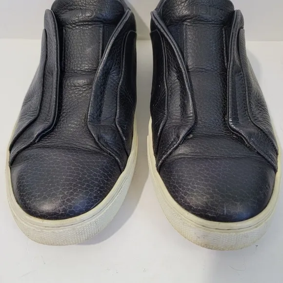 TODS Men Black Leather Slip-On Sneakers Sz 6.5/40 Quite Luxury Casual Minimalist