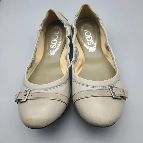 Tod's Womens taupe Leather Buckle Ballet Flats Slip On Shoes Cap Toe sz 6 36