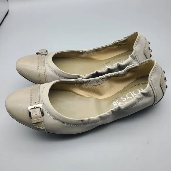 Tod's Womens taupe Leather Buckle Ballet Flats Slip On Shoes Cap Toe sz 6 36