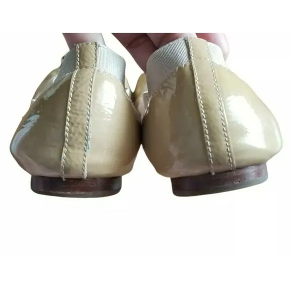 Tory Burch  Caroline Patent Leather  Ballet Flats  Size 7.5 Nude Tan Logo toe