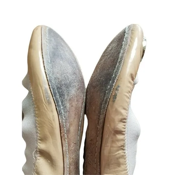 Tory Burch  Caroline Patent Leather  Ballet Flats  Size 7.5 Nude Tan Logo toe