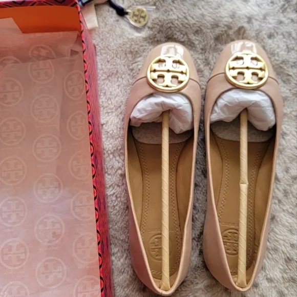 Tory Burch Chelsea Cap-toe Ballet Flats, Size 6
