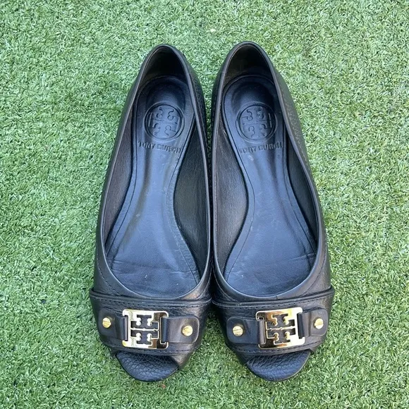TORY BURCH Cline Flats Blk Pebble Leather Peep Toe size 5 Preowned casual dressy