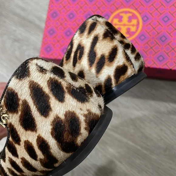 Tory Burch Elizabeth Flats- Size 7